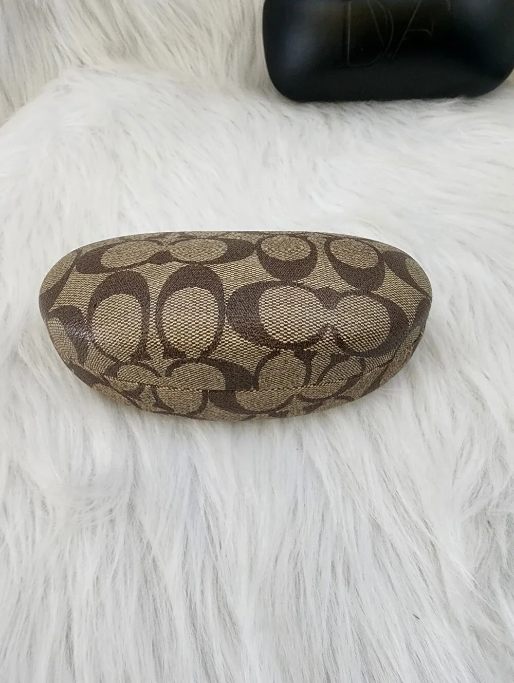 4 Name Brand Sunglass  Cases, Coach Logo, Oliver Peoples, Lilly Pulitzer & .....